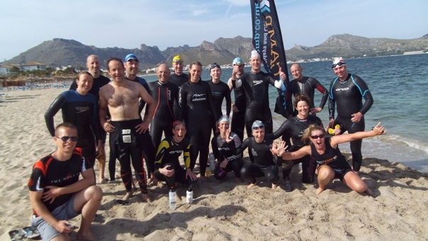 Tri Camp - Group on beach